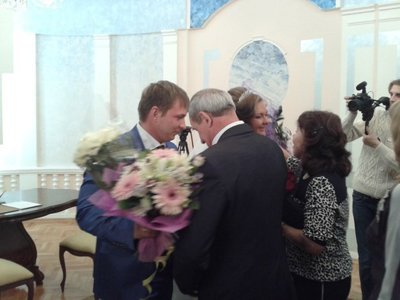 «Дом-2»: экс-участница шоу Люба Ткаченко выложила в Сети фотографии со свадьбы (ФОТО) «Дом-2»: экс-участница шоу Люба Ткаченко выложила в Сети фотографии со свадьбы (ФОТО)