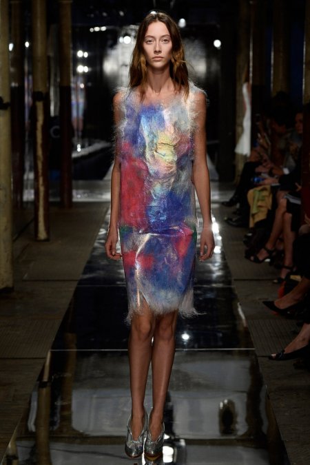 Самая необычная цветочная коллекция Недели моды в Лондоне: Christopher Kane весна-лето 2014