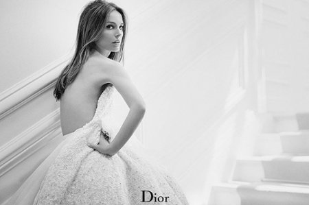 Натали Портман появилась в новой промокампании аромата Miss Dior Blooming Bouquet (ФОТО)
