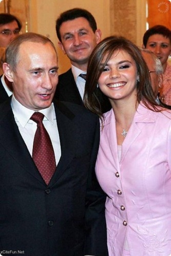 Алина Кабаева родила ребенка от Владимира Путина – СМИ Алина Кабаева родила ребенка от Владимира Путина – СМИ